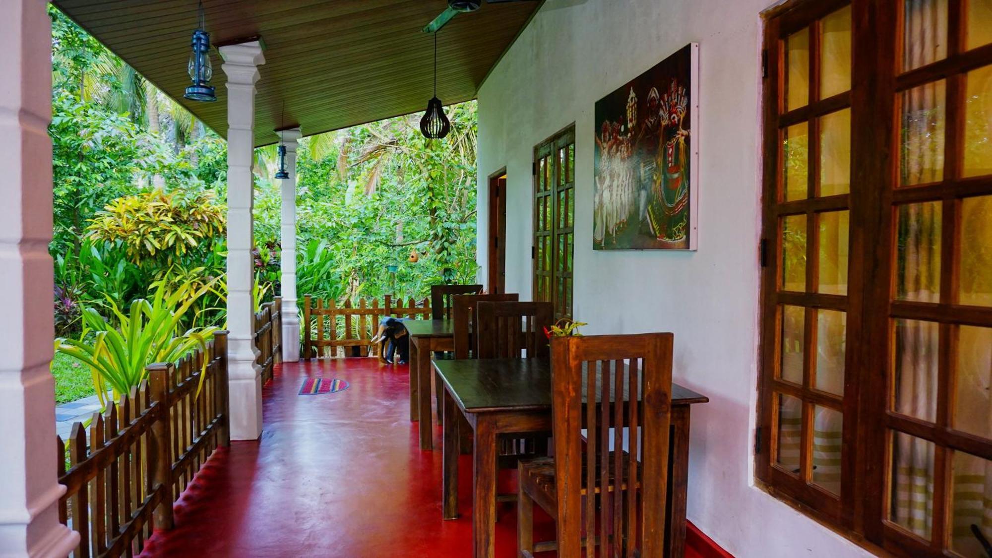 Lake Island Home Stay Dambulla Exteriér fotografie
