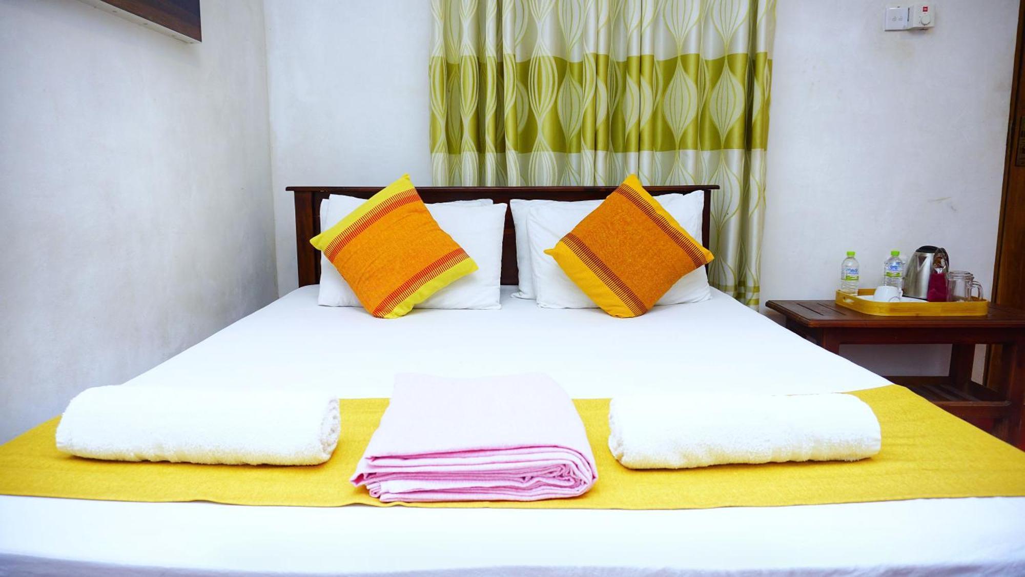 Lake Island Home Stay Dambulla Exteriér fotografie